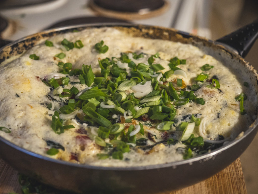 Tortilla de cote de bette prête à être servie